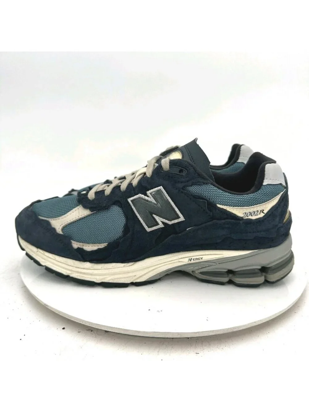 New Balance 2002R Protection Pack Men Size 9 M2002RDF Dark Navy Training Shoes